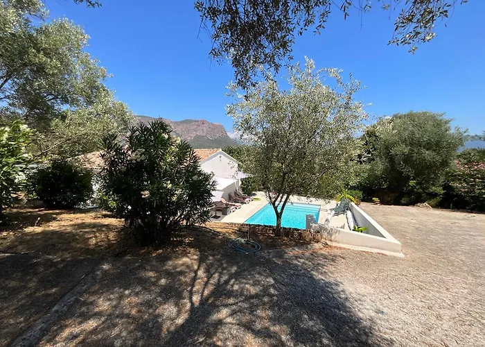 Piscine Jacuzzi Appartamento Alata