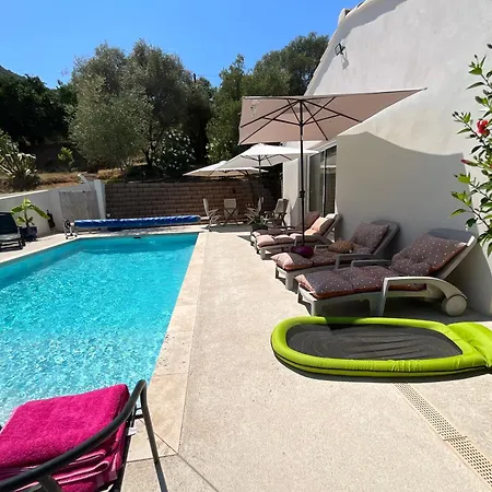 Chambre Studio Chez L Habitant Alata